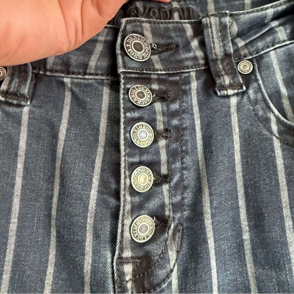 Rock & Roll Cowgirl Striped High Rise Flare Jeans 27x36 Pinstripe Button Fly - Picture 5 of 10